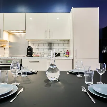 Apartment La Maison Corneille - Grande Maison 4 Avec Terrasse - Proche Lille - Parking Gratuit - Sejours Familiales Et Professionnels