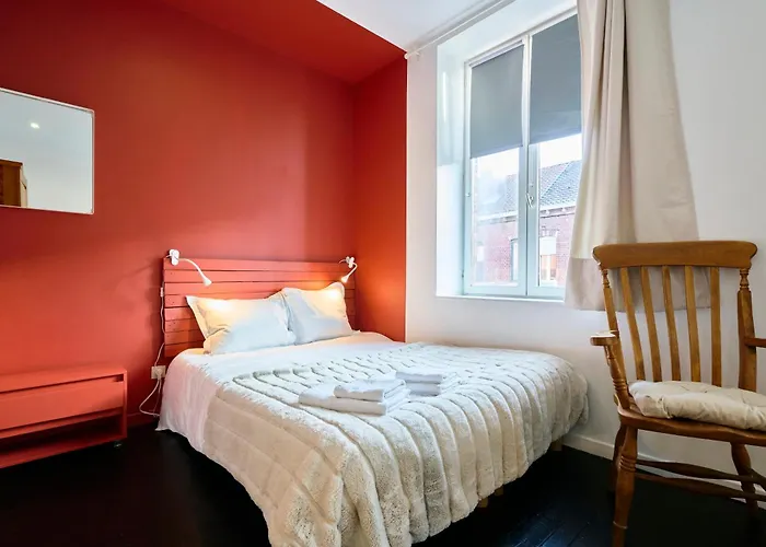 Appartement La Maison Corneille - Grande Maison 4 Avec Terrasse - Proche Lille - Parking Gratuit - Sejours Familiales Et Professionnels Croix