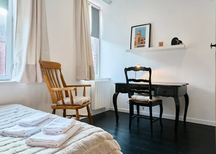 Appartement La Maison Corneille - Grande Maison 4 Avec Terrasse - Proche Lille - Parking Gratuit - Sejours Familiales Et Professionnels Croix