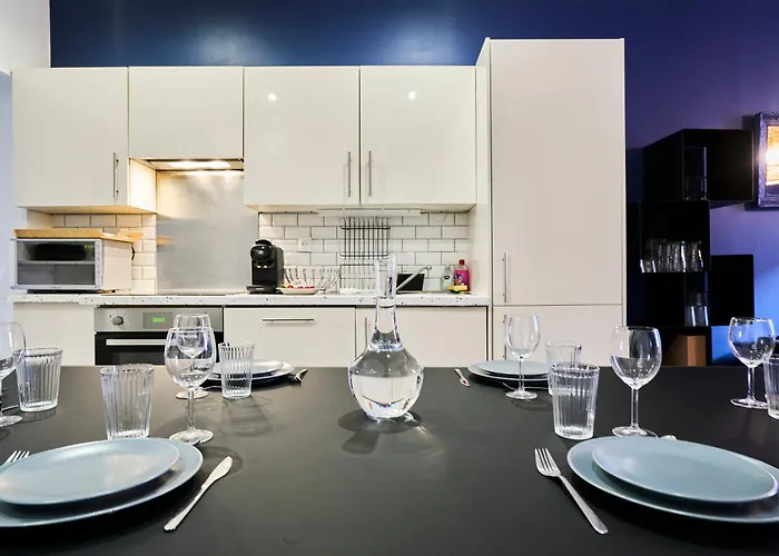 Appartement La Maison Corneille - Grande Maison 4 Avec Terrasse - Proche Lille - Parking Gratuit - Sejours Familiales Et Professionnels